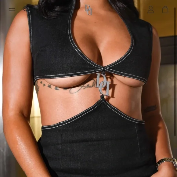 Dom Davis Hourglass Denim Dress - Picture 3 of 5